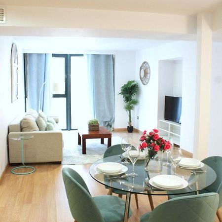 Apartments Ole - Albareda 24 Σεβίλλη Εξωτερικό φωτογραφία