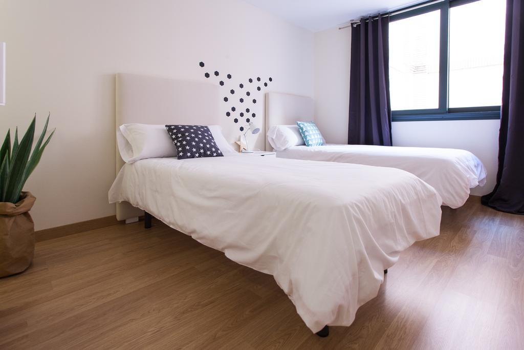 Apartments Ole - Albareda 24 Σεβίλλη Δωμάτιο φωτογραφία