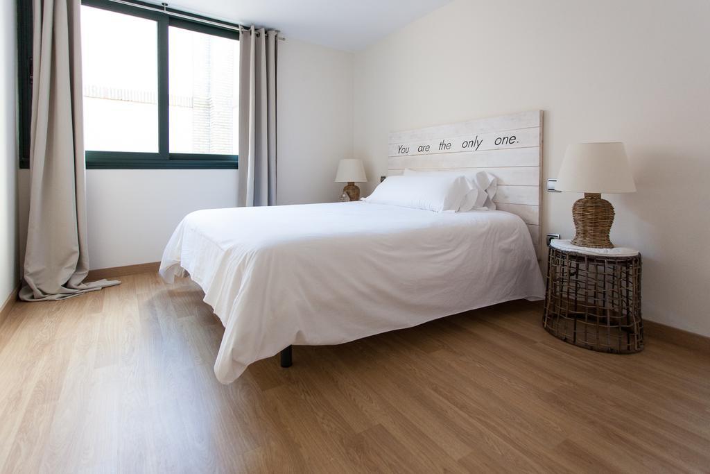 Apartments Ole - Albareda 24 Σεβίλλη Δωμάτιο φωτογραφία