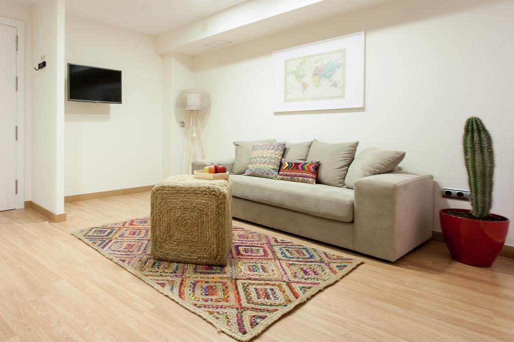 Apartments Ole - Albareda 24 Σεβίλλη Δωμάτιο φωτογραφία