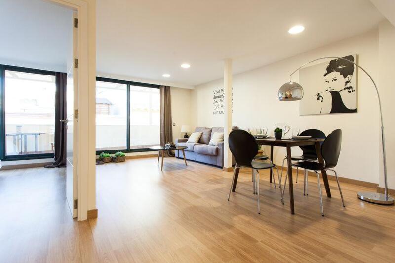 Apartments Ole - Albareda 24 Σεβίλλη Εξωτερικό φωτογραφία