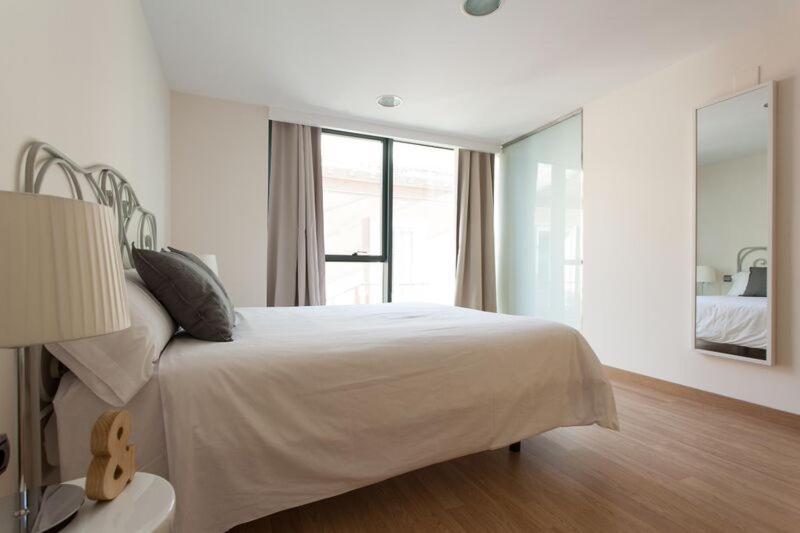 Apartments Ole - Albareda 24 Σεβίλλη Εξωτερικό φωτογραφία