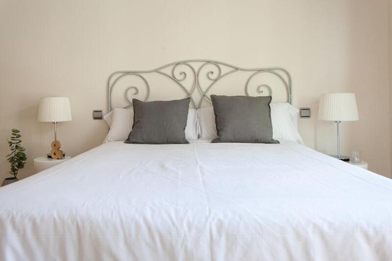 Apartments Ole - Albareda 24 Σεβίλλη Εξωτερικό φωτογραφία